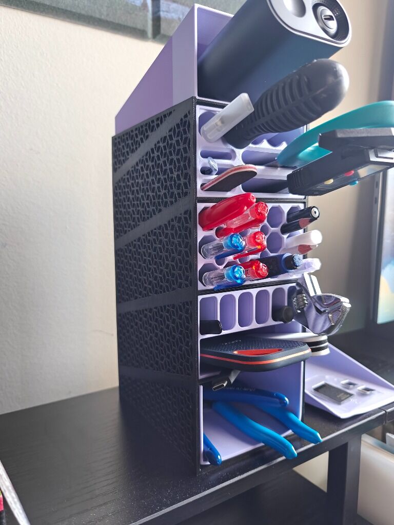 Modular 3D printed Kumiko-style organizer tower with interchangeable compartments